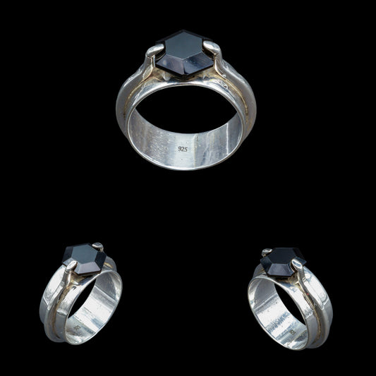 Anillo de Obsidiana