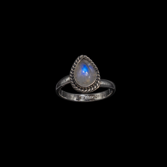 Anillo de Piedra Luna