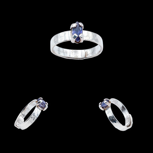 Anillo de Iolita