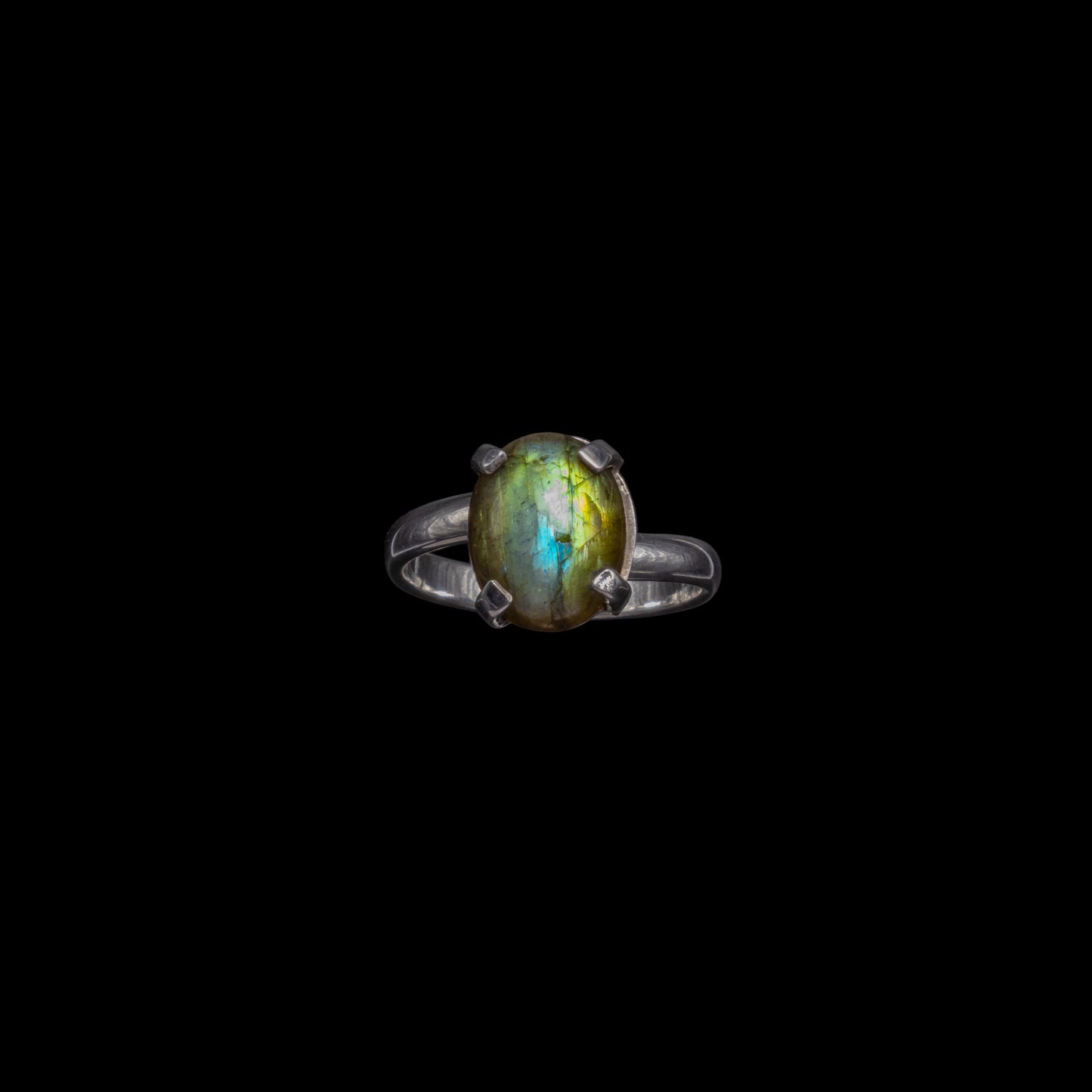 Anillo de Labradorita