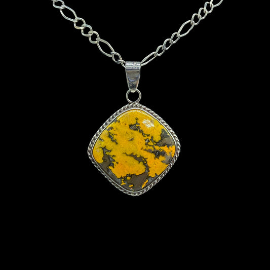 Dije de Ágata Bumblebee